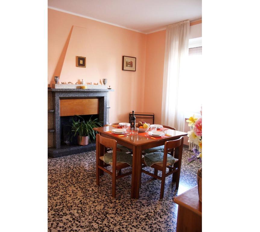 Casa Anto Lägenhet Lezzeno Rum bild