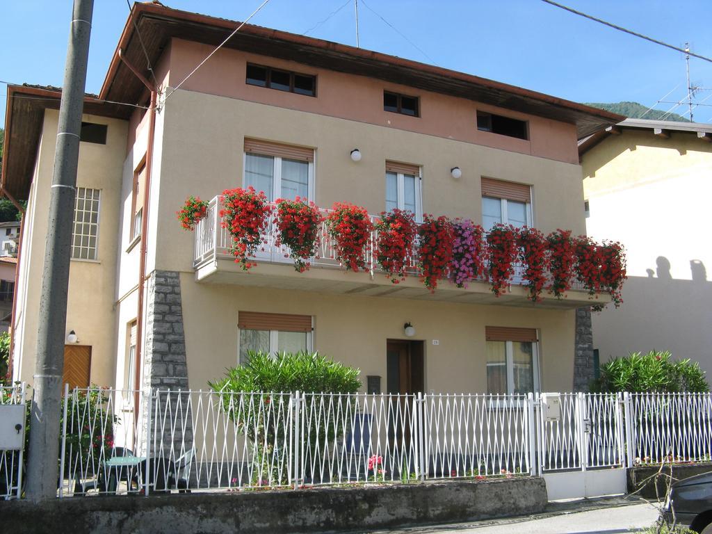 Casa Anto Lägenhet Lezzeno Rum bild