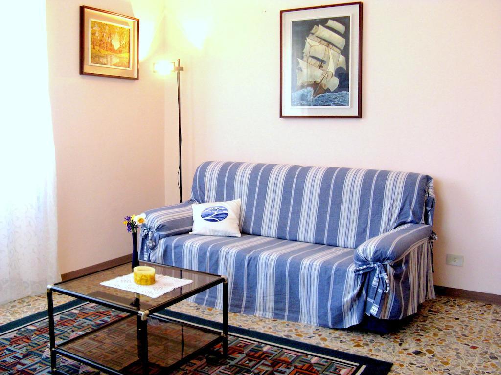 Casa Anto Lägenhet Lezzeno Rum bild